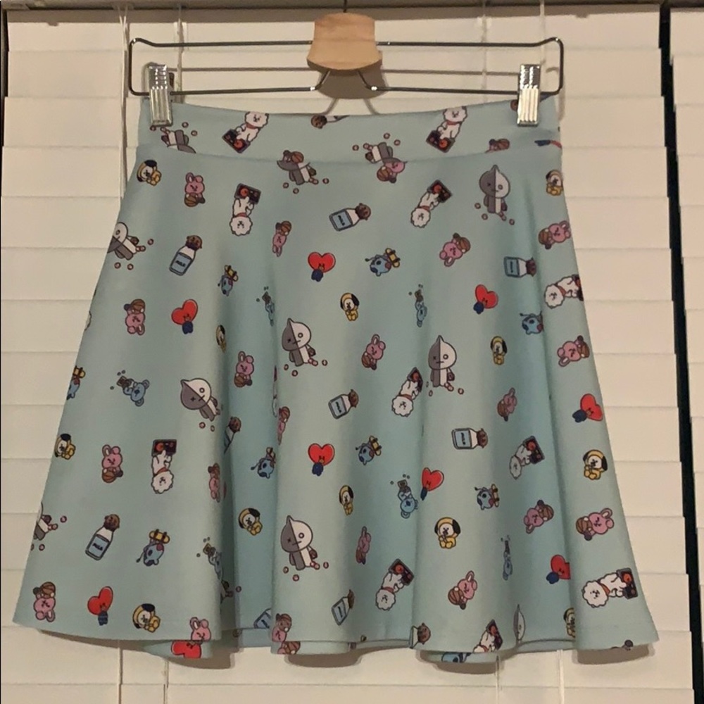 BT21 skirt